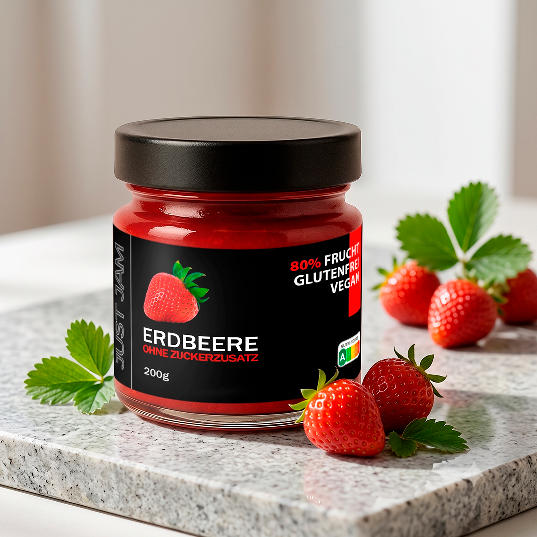 Erdbeermarmelade ohne Zuckerzusatz von Just Jam mit frischen Erdbeeren